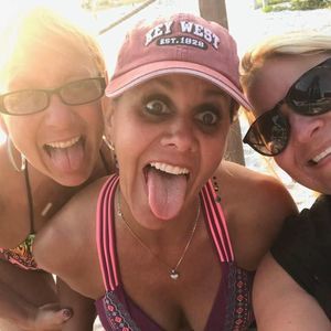 Meet your Posher, Carla